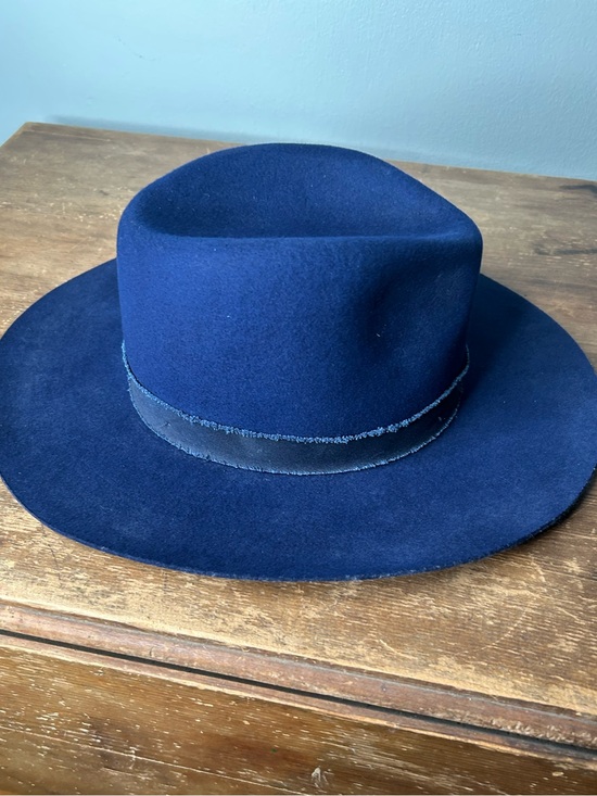 Olive & Pique | The Kaia Wool Felt Panama Hat Navy